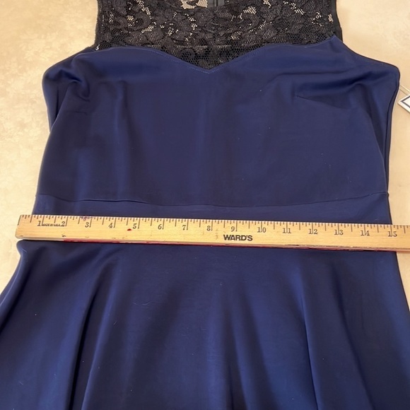 Heloise Scuba Blue/Black Lace top Dress.  Size L. - Picture 7 of 8